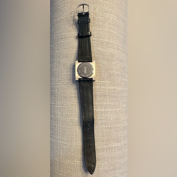 Unique Picasso ladies watch - Picture 2 of 4